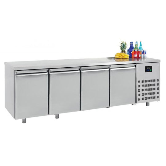 Kjølebenk 700 counter 4 dører
